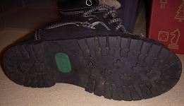 Nice sole tread - I like!